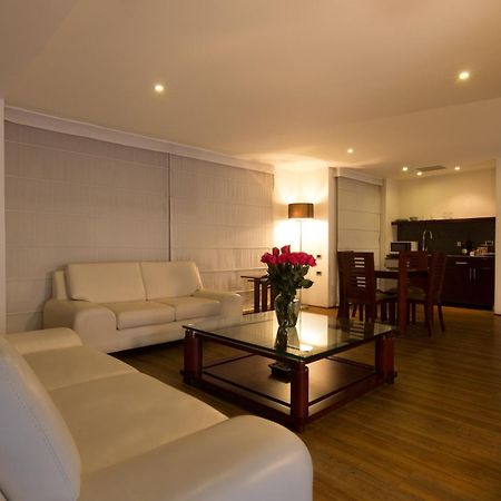 Suites Casa 95 بوغوتا الغرفة الصورة