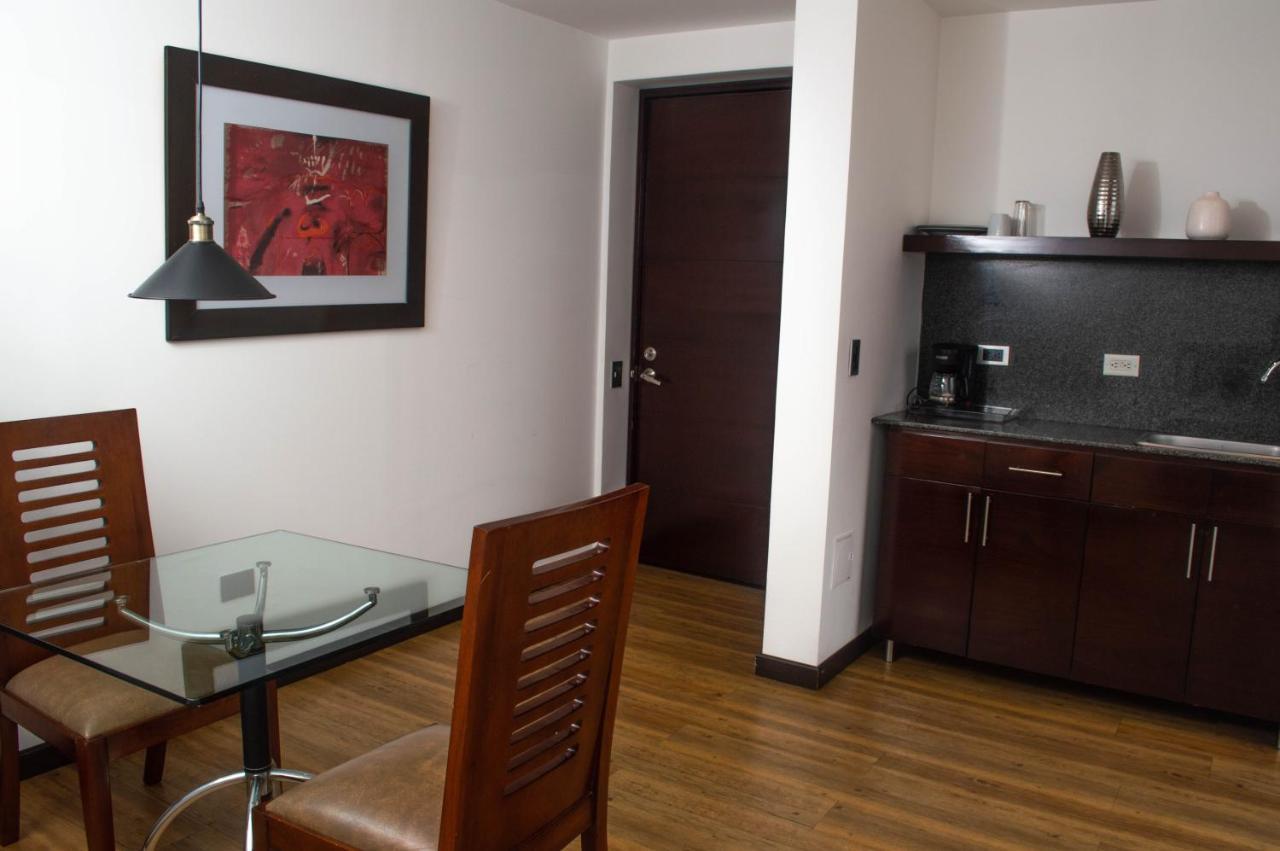 Suites Casa 95 بوغوتا المظهر الخارجي الصورة