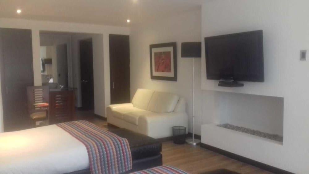 Suites Casa 95 بوغوتا المظهر الخارجي الصورة
